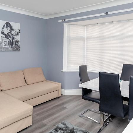 Leeds City Centre Spacious House Free Parking And Wi-Fi Luaran gambar