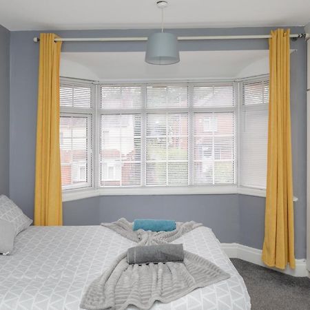 Leeds City Centre Spacious House Free Parking And Wi-Fi Luaran gambar