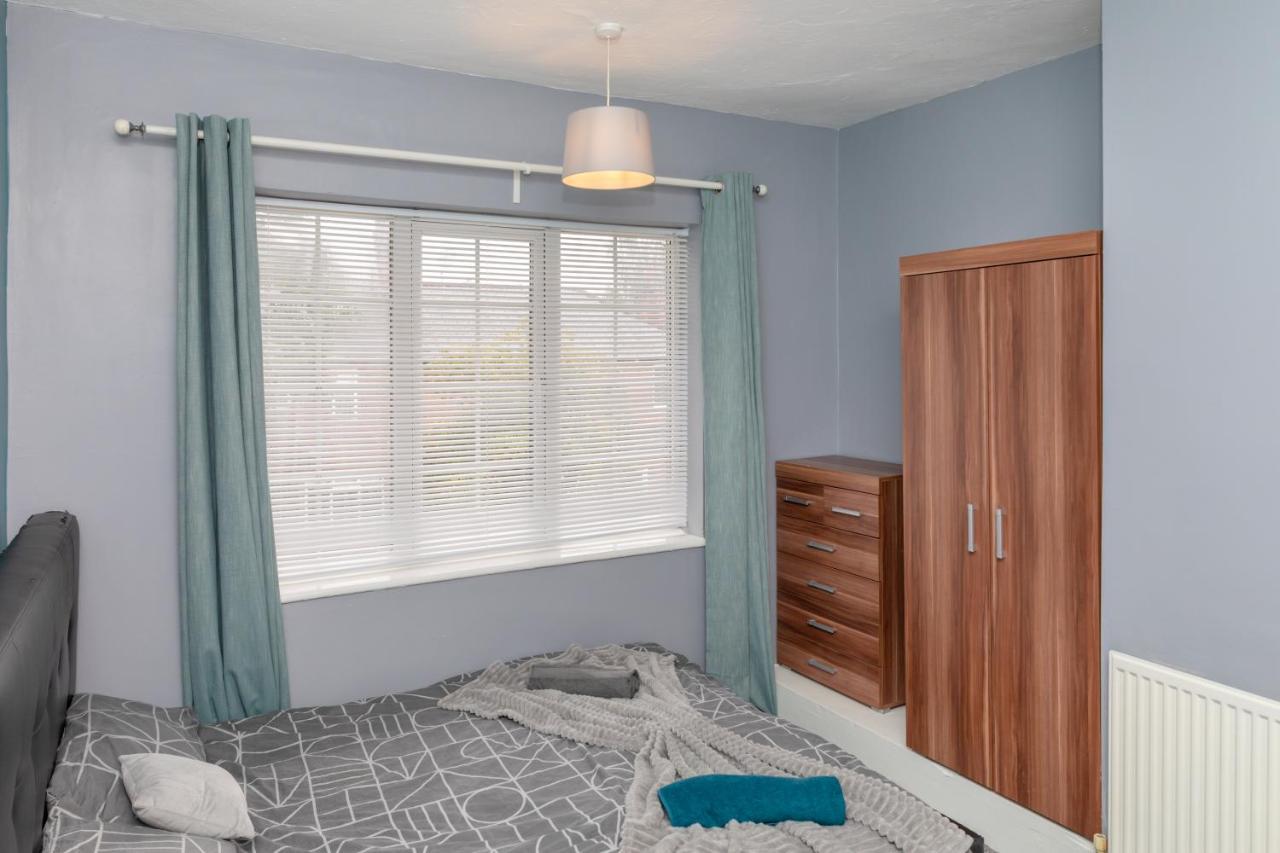 Leeds City Centre Spacious House Free Parking And Wi-Fi Luaran gambar