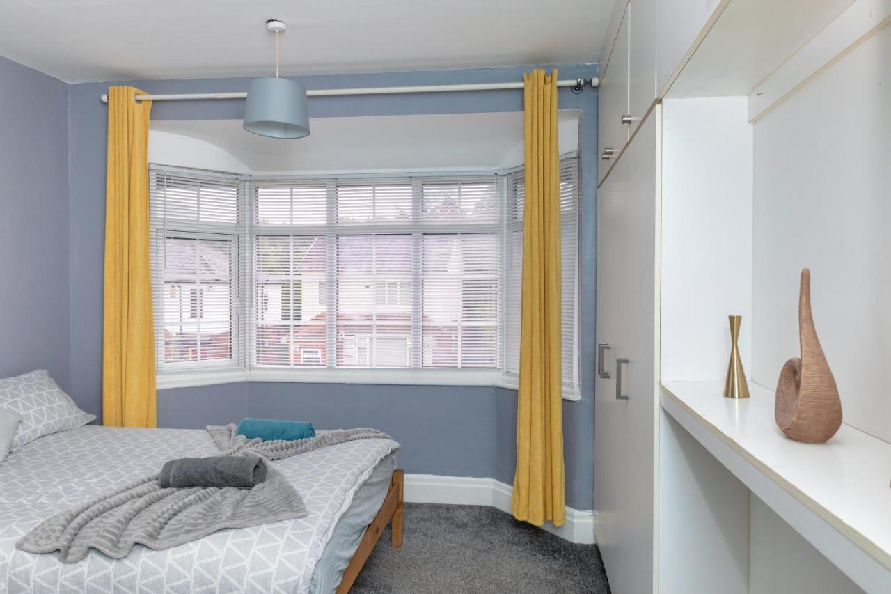 Leeds City Centre Spacious House Free Parking And Wi-Fi Luaran gambar